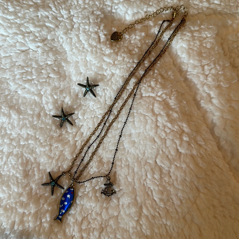Betsy’s Johnson starfish earrings & necklace set